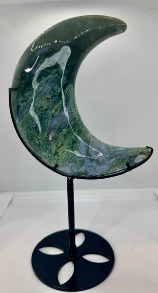 Moss Agate Moon 785gm