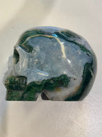 Moss Agate Skull 672 gm